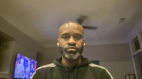 Snapshot of lilnasty100 chatting on December 2025 03:02:01 AM lilnasty100 online show from December 2025 03:02:01 AM