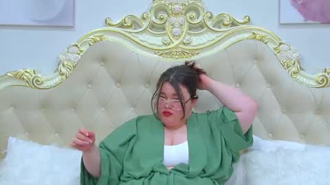 LiloLewins online show from January 2025 10:07:02 PM