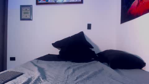  ONLYFANS   online show from September 2025 04:25:02 AM