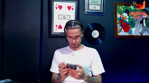 Snapshot of lilray99 chatting on June 2026 07:42:01 AM ONLYFANS online show from June 2026 07:42:01 AM