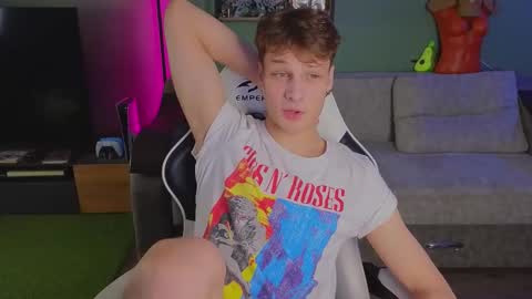 Snapshot of lilteddyboy chatting on November 2025 04:51:02 PM lilteddyboy online show from November 2025 04:51:02 PM