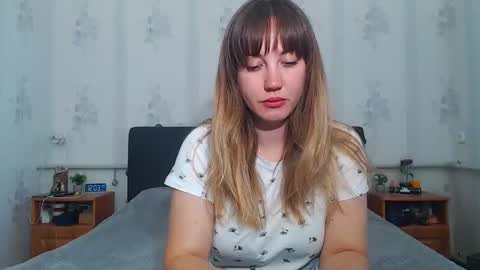 Snapshot of lilu_cute25 chatting on May 2026 09:06:01 AM lilu_cute25 online show from May 2026 09:06:01 AM