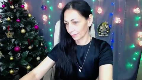 Snapshot of lilugrants chatting on December 2024 11:29:01 PM lilugrants online show from December 2024 11:29:01 PM