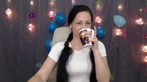 Snapshot of lilugrants chatting on January 2025 10:31:01 PM lilugrants online show from January 2025 10:31:01 PM