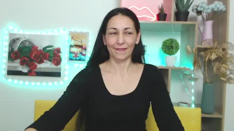 Snapshot of lilugrants chatting on January 2025 05:31:01 AM lilugrants online show from January 2025 05:31:01 AM