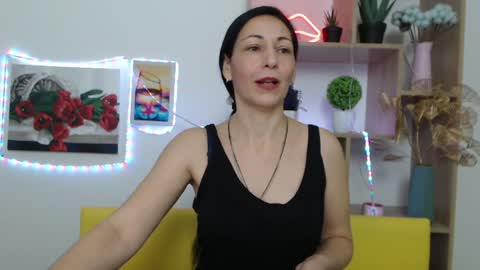Snapshot of lilugrants chatting on January 2025 10:06:02 PM lilugrants online show from January 2025 10:06:02 PM