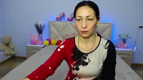Snapshot of lilugrants chatting on January 2025 07:25:01 AM lilugrants online show from January 2025 07:25:01 AM