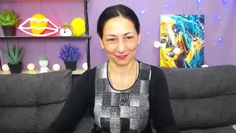 Snapshot of lilugrants chatting on January 2025 07:29:02 PM lilugrants online show from January 2025 07:29:02 PM