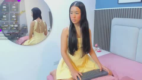 lily  online show from April 2026 05:37:02 AM