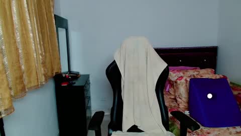 LILYB online show from February 2025 04:45:02 PM