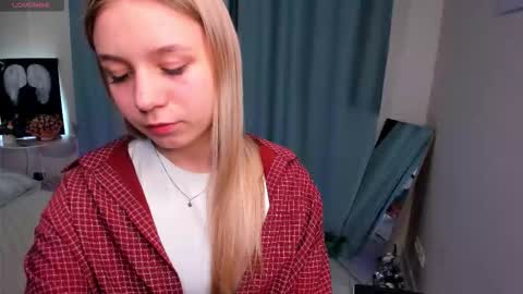 Stacy  online show from March 2026 07:33:01 PM