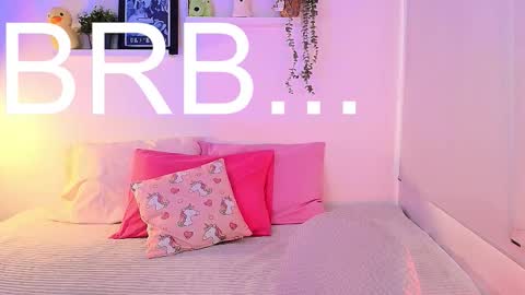 just lily online show from November 2025 09:37:01 PM