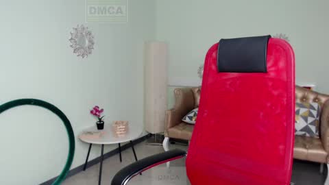 Snapshot of lily_flower7_ chatting on January 2025 04:26:01 AM Lily online show from January 2025 04:26:01 AM