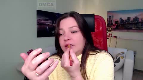 Snapshot of lily_flower7_ chatting on December 2025 05:02:02 AM Lily online show from December 2025 05:02:02 AM