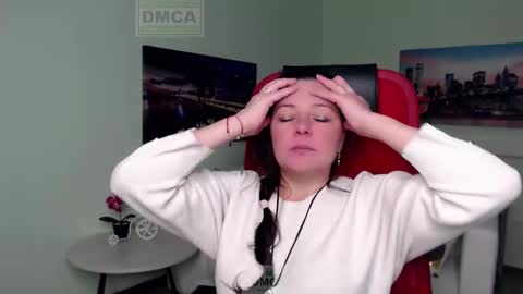 Snapshot of lily_flower7_ chatting on December 2025 05:05:01 AM Lily online show from December 2025 05:05:01 AM