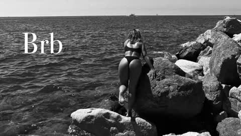 Lily online show from December 2024 09:34:02 AM