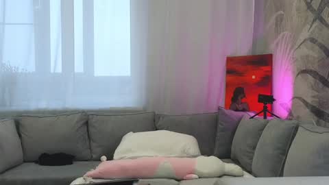 Lily online show from January 2025 07:39:02 AM