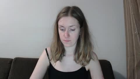Snapshot of lily_love_x chatting on July 2026 02:05:17 AM lily_love_x online show from July 2026 02:05:17 AM