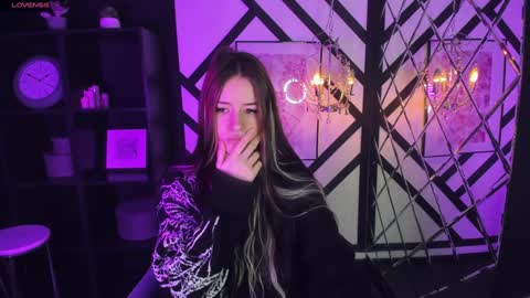 Lily online show from January 2025 07:32:02 AM