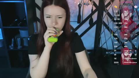 Snapshot of lily_moonlight chatting on May 2026 03:30:02 PM Lily online show from May 2026 03:30:02 PM
