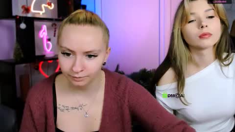 Lily online show from January 2026 07:19:02 PM