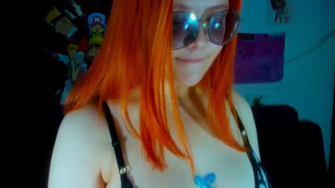 lily_stone04 online show from December 2024 03:58:02 AM