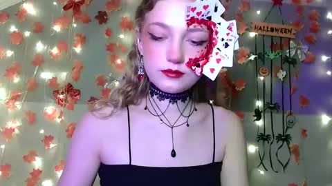 Snapshot of lily_tayberry chatting on October 2025 05:34:02 PM small lily online show from October 2025 05:34:02 PM