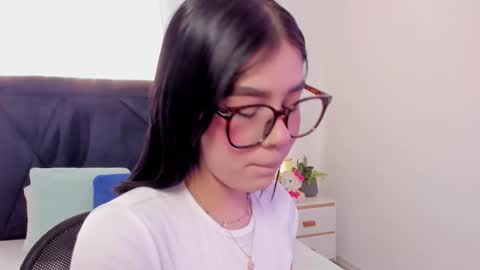 LilyWoodz online show from February 2026 02:53:02 PM