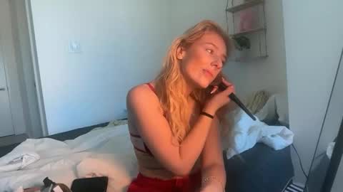 lilybrown07 online show from February 2026 09:27:01 PM