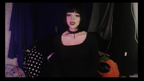 LUka online show from November 2025 09:06:01 PM