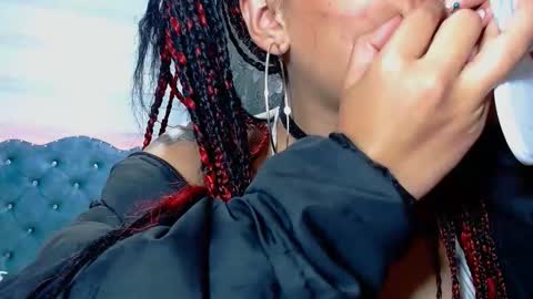 lilyjamesx online show from February 2025 12:19:01 AM