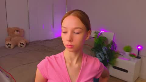 lilylisy online show from November 2025 11:27:01 AM