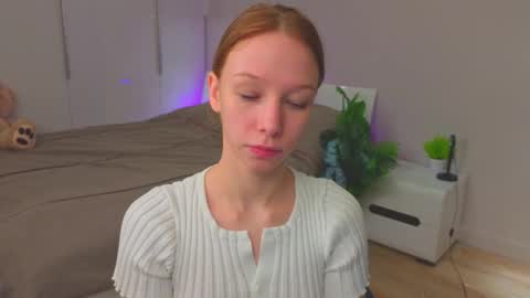 lilylisy online show from November 2025 11:32:02 AM