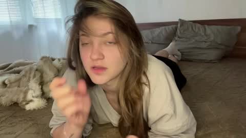 Snapshot of lilynight chatting on May 2026 03:08:02 PM Kem online show from May 2026 03:08:02 PM