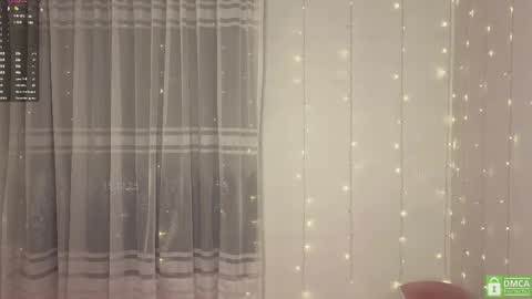 Snapshot of lilyrose1_ chatting on December 2025 05:06:02 PM You can call me Li ... online show from December 2025 05:06:02 PM