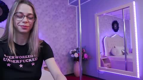      online show from March 2025 04:14:01 AM