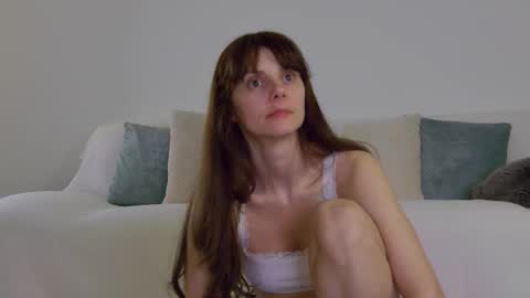 Lily online show from February 2026 08:04:02 PM