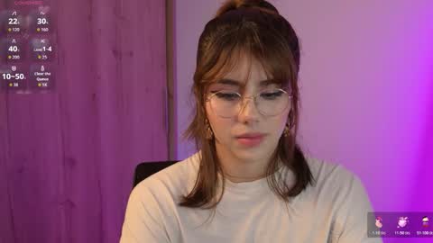 Snapshot of lilyrouse_ chatting on November 2025 04:37:02 AM lily help me to collect more cosplay online show from November 2025 04:37:02 AM