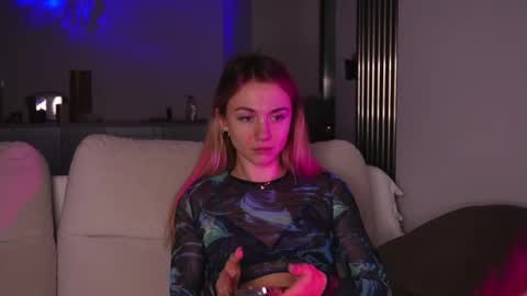 limy_sweet online show from February 2025 05:09:02 AM