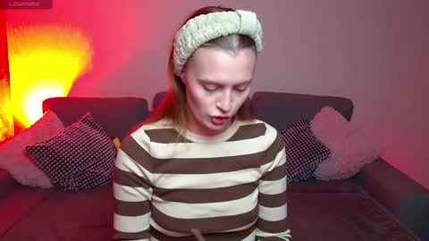 lina_bush online show from December 2024 05:10:02 PM