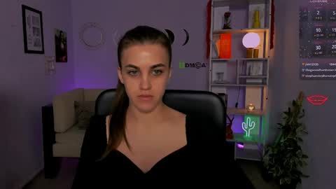 Snapshot of lina_fox12 chatting on May 2026 12:33:02 PM lina_fox12 online show from May 2026 12:33:02 PM