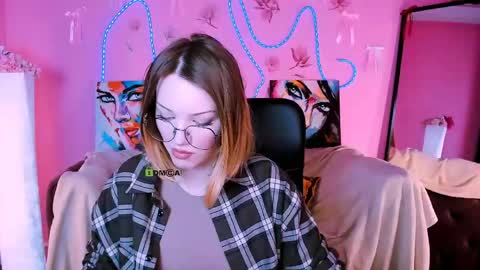 Snapshot of lina_fox12 chatting on May 2026 12:11:01 PM lina_fox12 online show from May 2026 12:11:01 PM