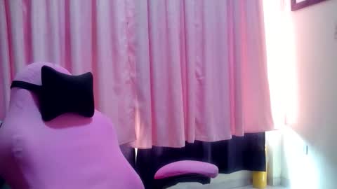 Lina Mara99 online show from June 2026 03:40:01 PM