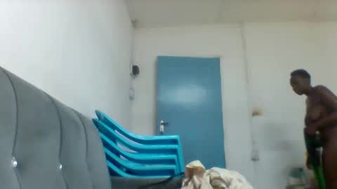 Snapshot of lina_naughty00 chatting on December 2025 08:21:02 AM lina_naughty00 online show from December 2025 08:21:02 AM