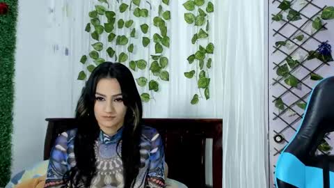 paola online show from February 2025 01:36:02 AM