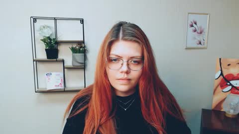 lina_ri online show from October 2025 04:50:01 PM