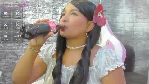 Snapshot of lina_sanchezih chatting on June 2026 01:44:02 PM LINA SANCHEZ online show from June 2026 01:44:02 PM