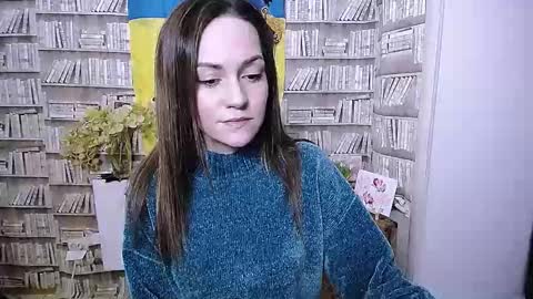 Lina online show from October 2025 07:12:01 AM