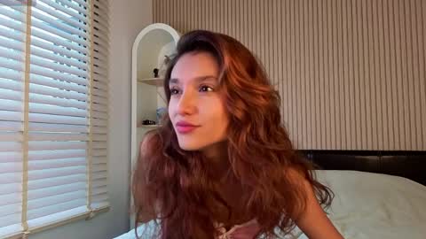 Snapshot of linaage chatting on June 2026 01:12:02 AM Lina online show from June 2026 01:12:02 AM