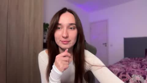 Lina online show from October 2025 02:38:01 PM